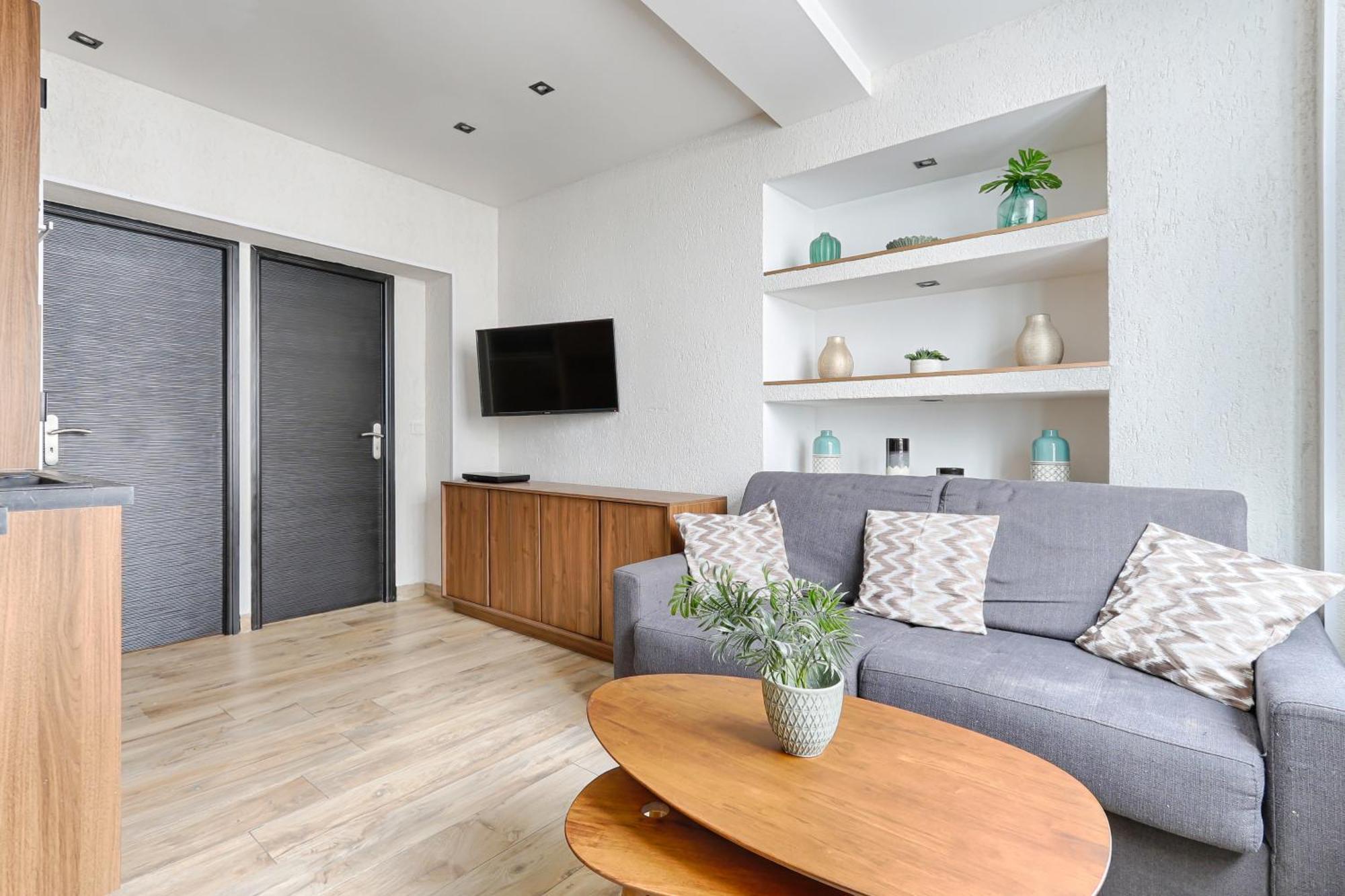 Appartement De Charme 2Br Canal Saint Martin Parigi Esterno foto